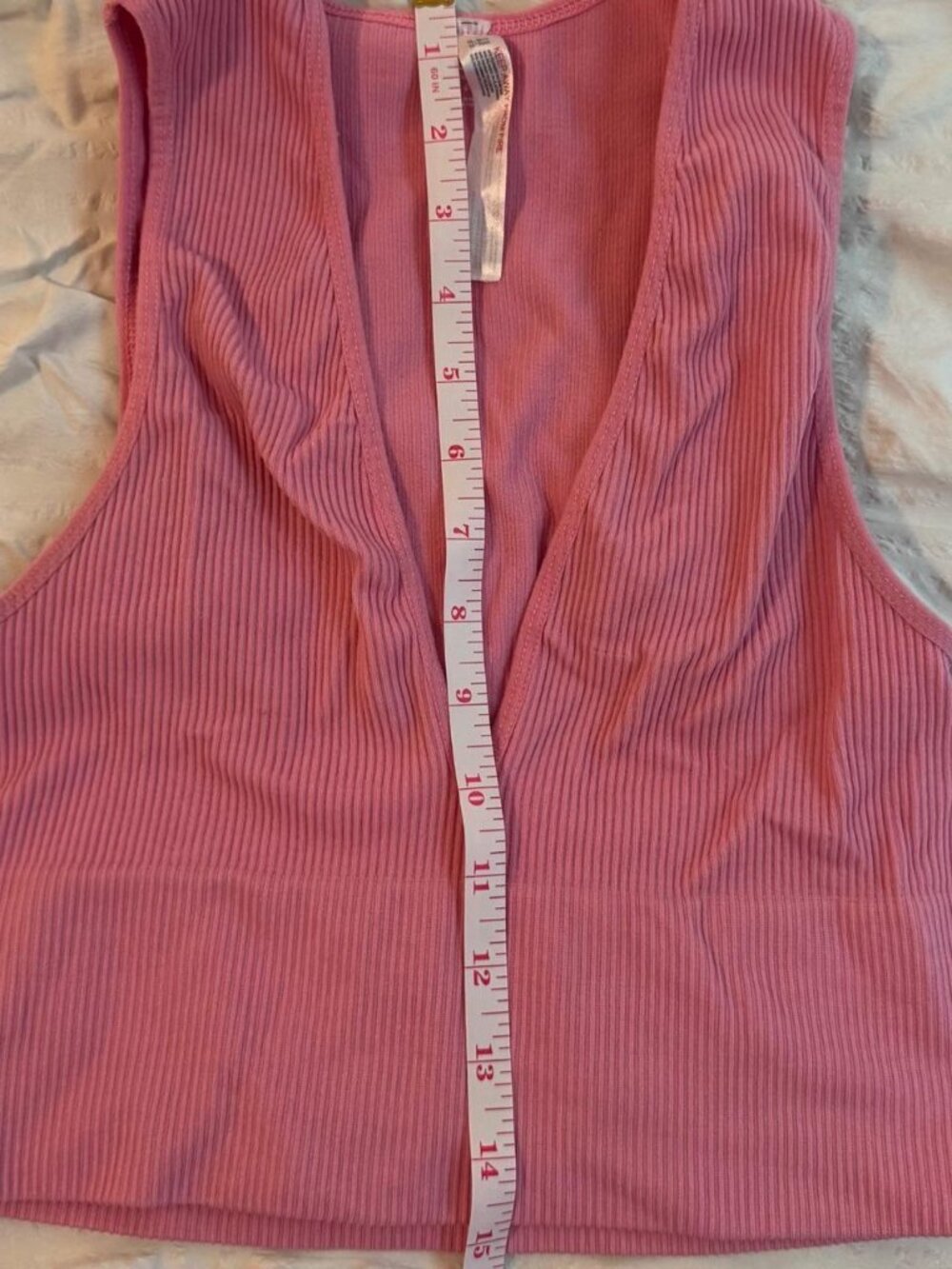 Urban Outfitters Women's Pink Crop-top